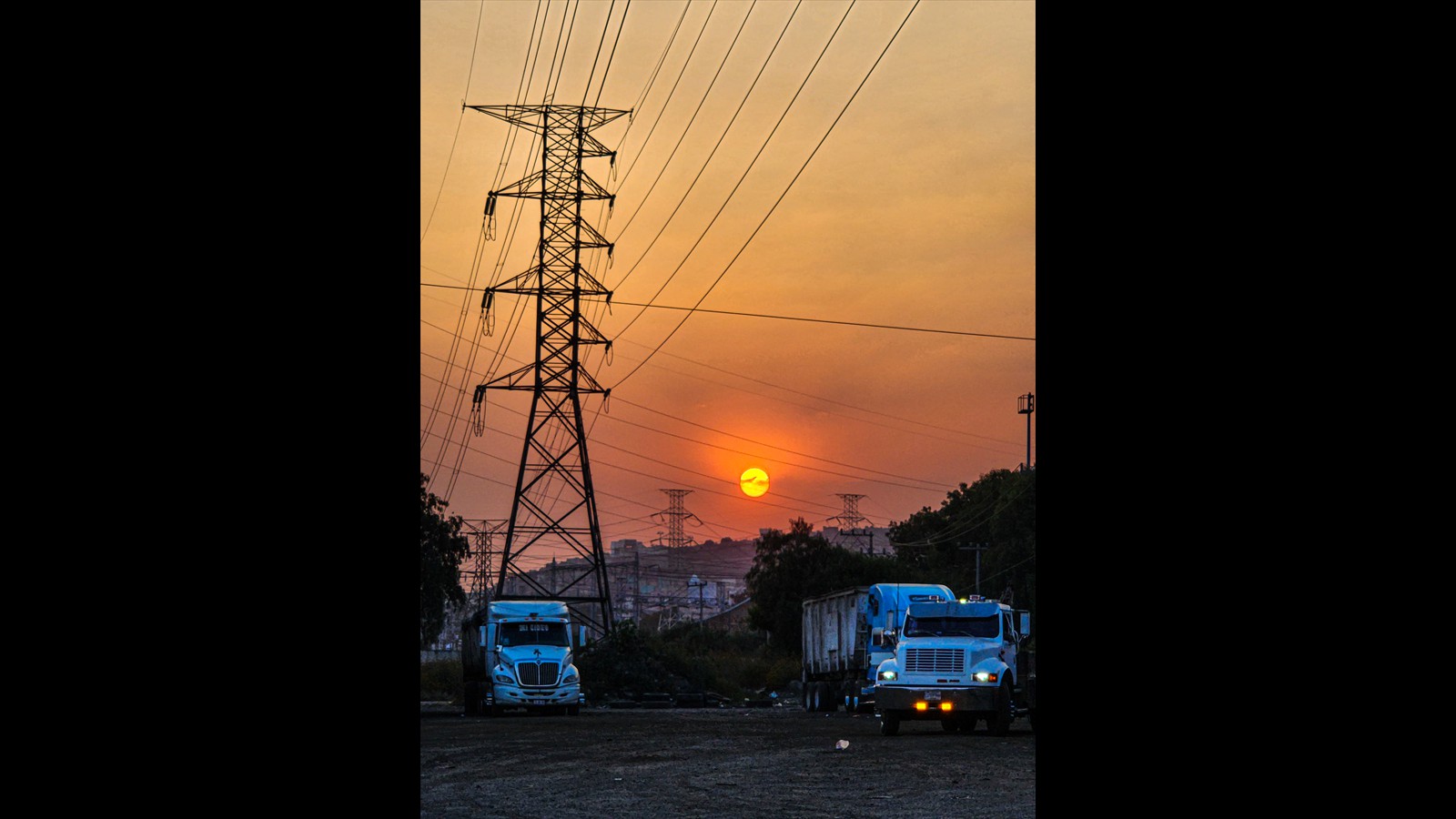 HAY 9 ZONAS INDUSTRIALES 