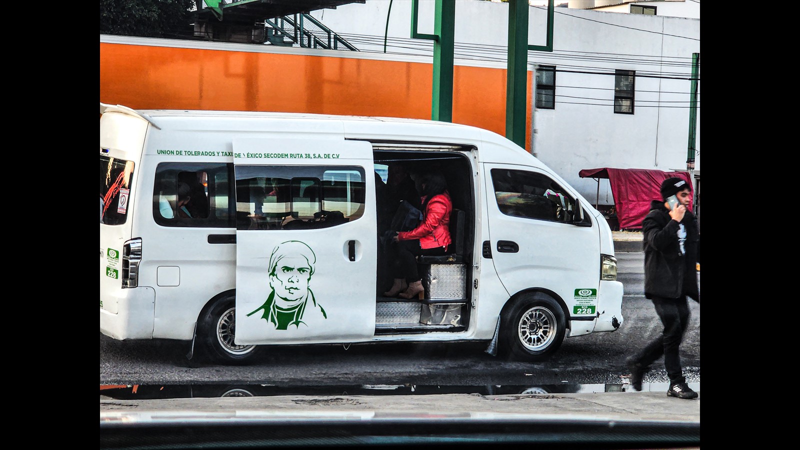 EL TRANSPORTE ES MJUY PELIGROSO POR LOS CONTINUOS ASALTOS 