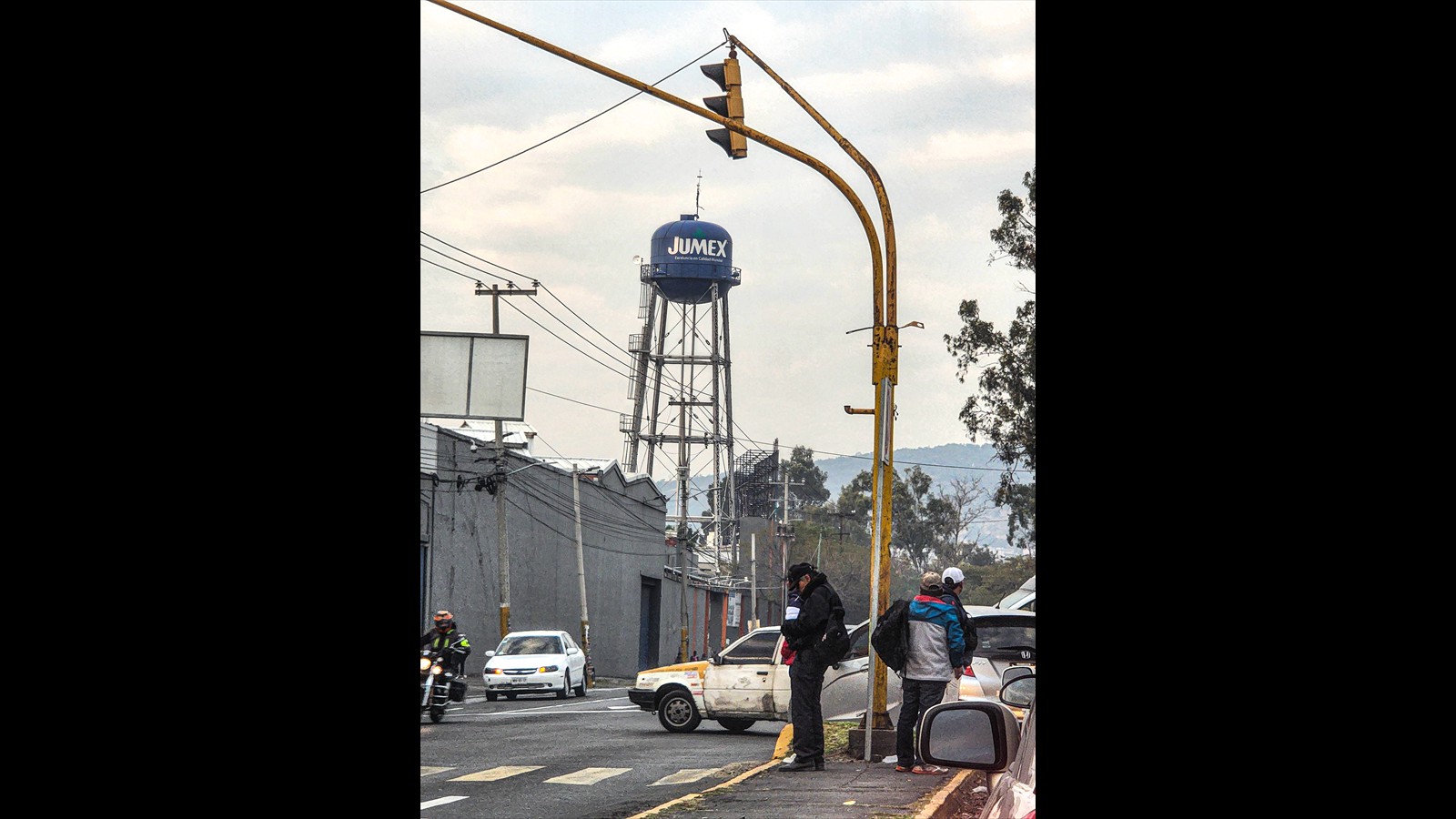 LA JUMEX, LA CORONA Y LA COSTEÑA SON DE LAS INDUSTRIAS MAS IMPORTANTES EN ECATEPEC