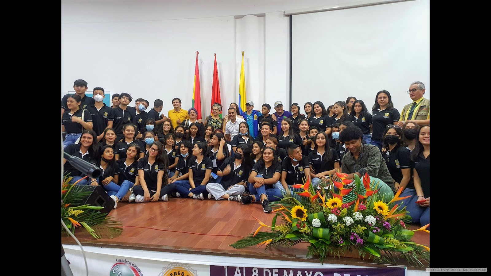 ESTUDIANTES DE PERIODISMO DE LA BRAULIO GONZALEZ ASISTIERON AL ENCUENTRO PERIODISTICO