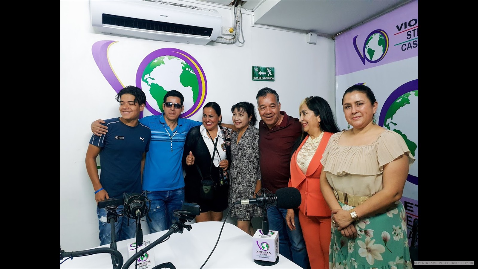 ENTREVISTA EN RADIO VIOLETA