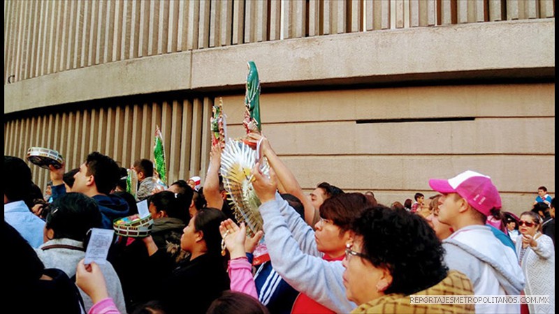 55  diciembre   MEXICO REFRENDA SU FE A LA GUADALUPANA