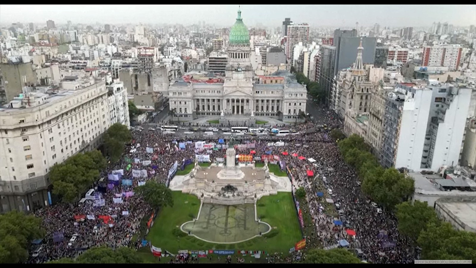 8M ARGENTINA