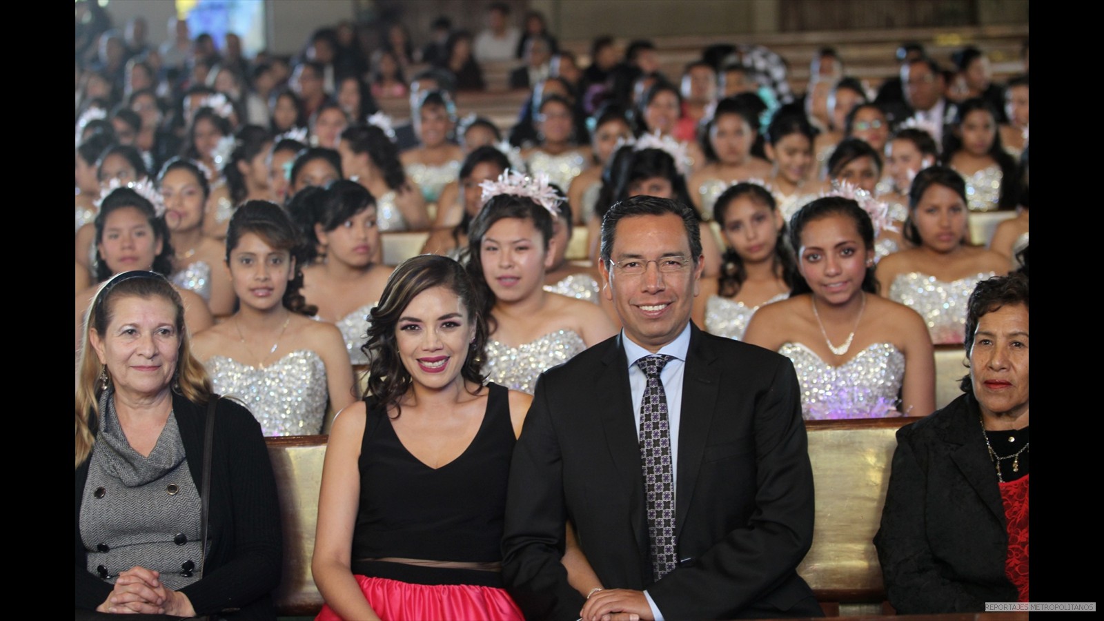 PADRINOS DE LAS QUINCEAÑERAS 