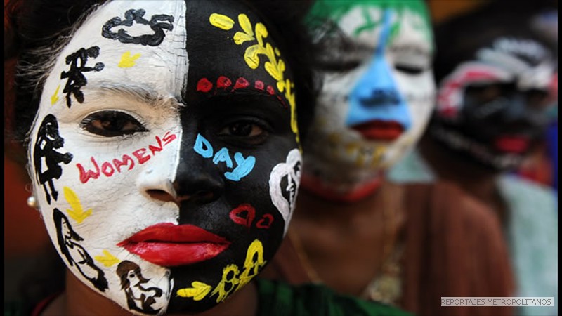 MUJERES PROTESTAN  EN TODO EL MUNDO
