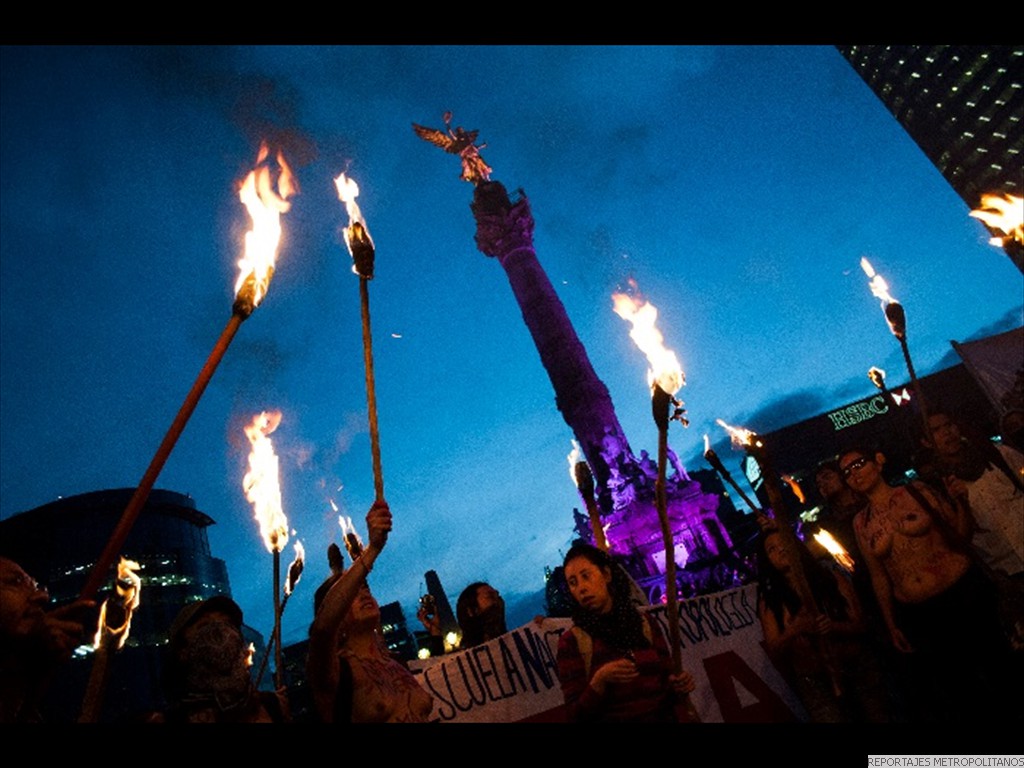 Antorchas amenazadoras