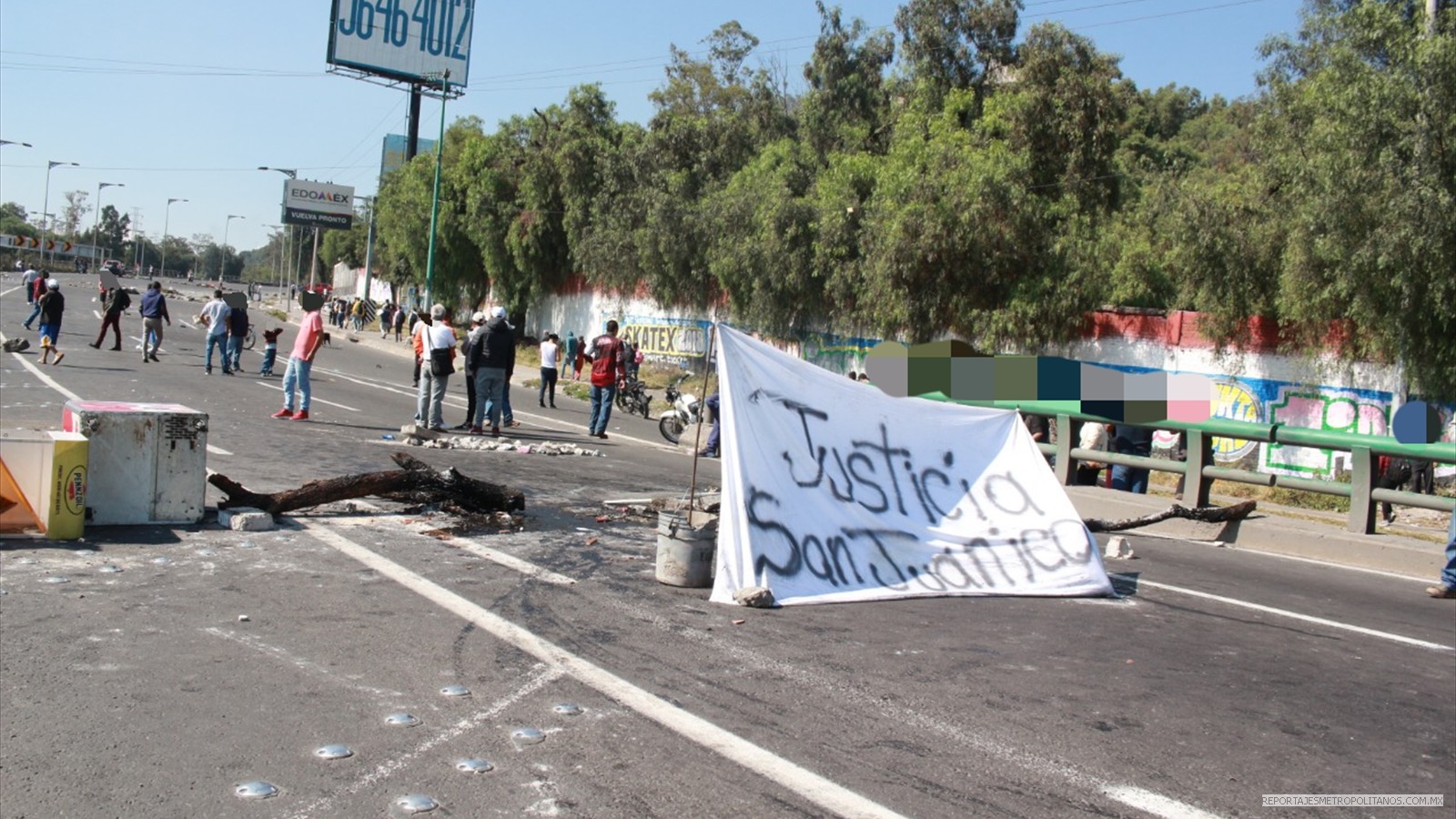 Obstaculizaron el tránsito vehicular a miles de vehículos 