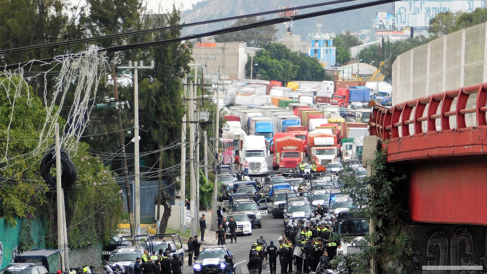 Quedaron varados por más de 18 horas 