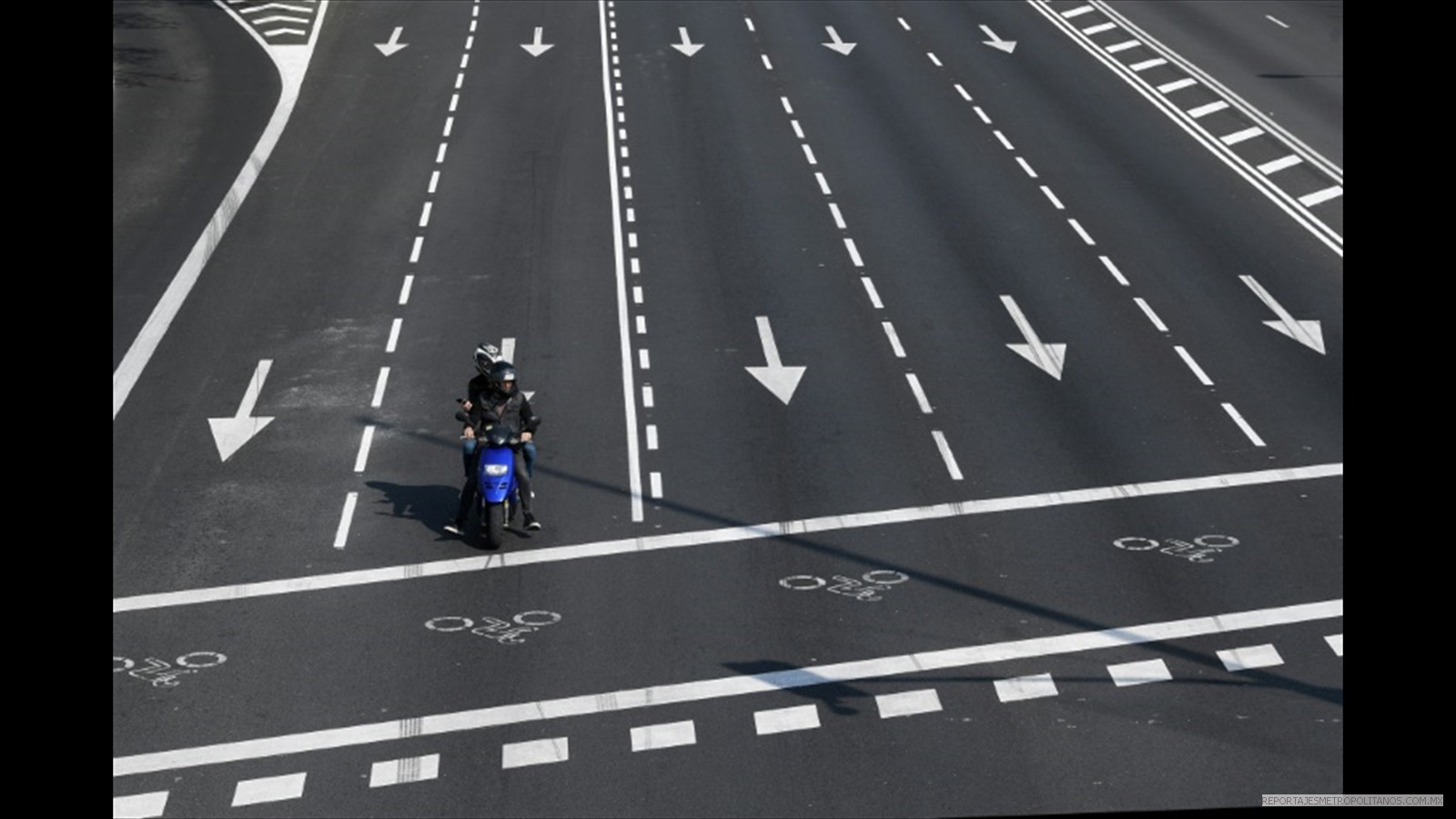 Desierta avenida La Castellana, generalmente concurrida, en Madrid, el 15 de marzo de 2020.