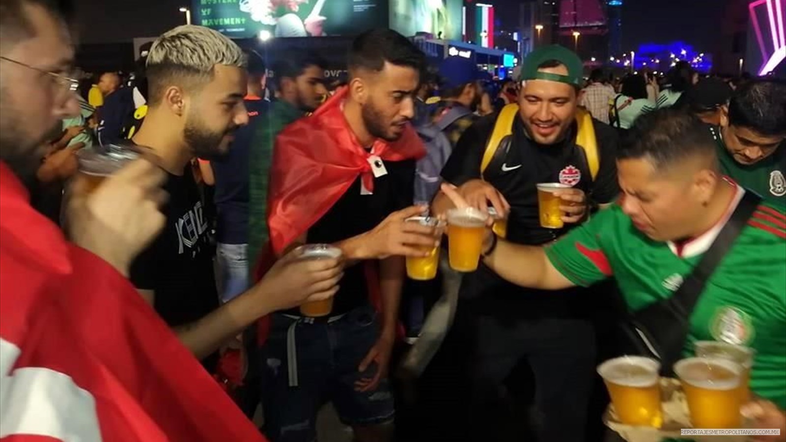 EN DOHA HAY ZONA LIBRE, HASTA TOMAN CERVEZA, PROHIBIDA PARA LOS MUSULMANES 