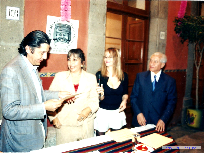 TRIZAS, ELVIA ANDRADE Y MONICA MARTIN, ALFONSO FERNANDEZ DE CORDOBA