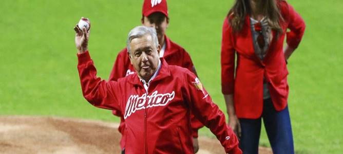 Resultado de imagen para AMLO BEISBOL